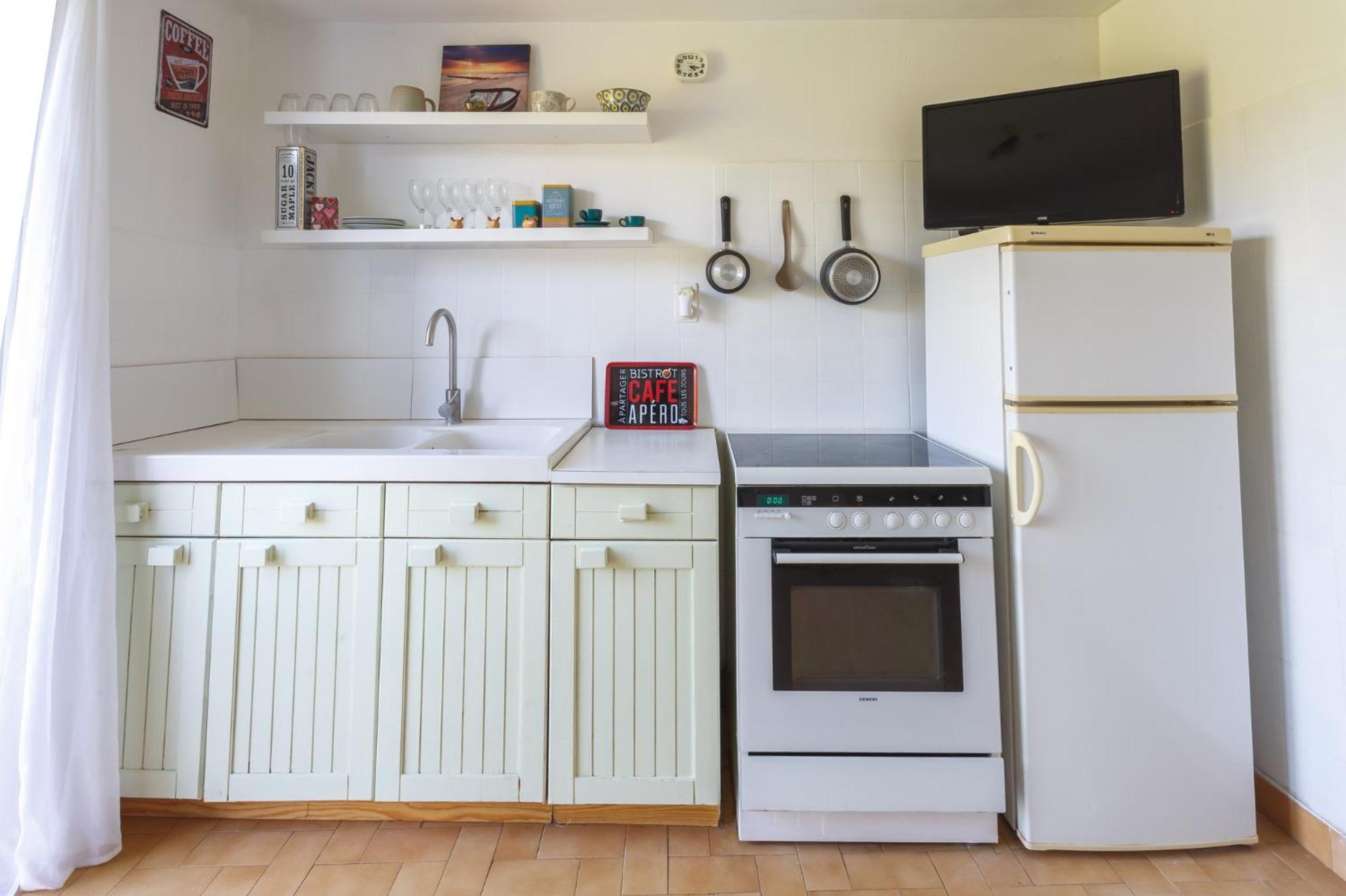 Cosy Apartment In Ancient Gabian With River And Vineyard Views Luaran gambar